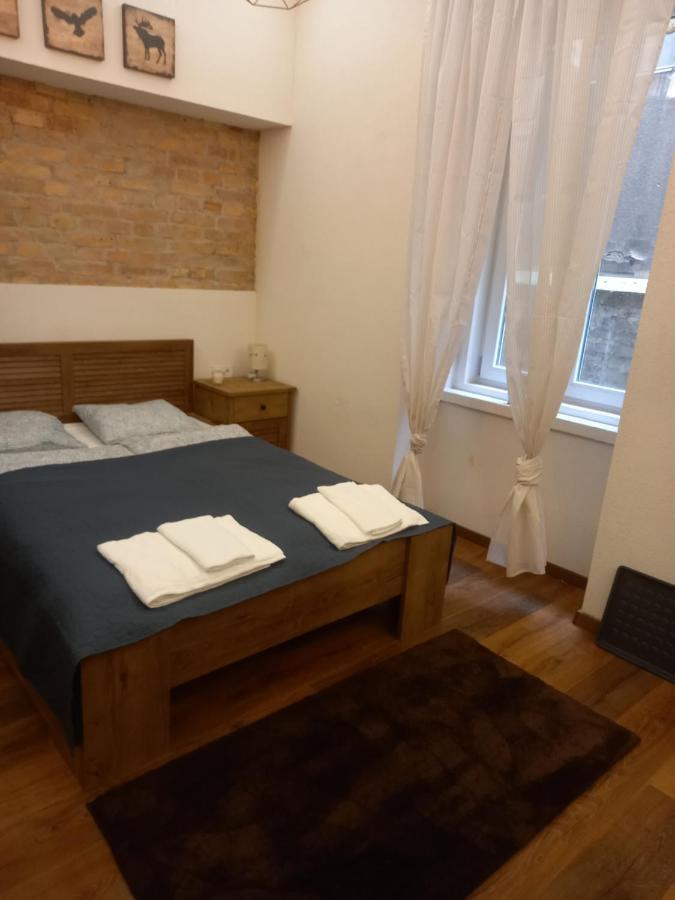 Liszt Ferenc Square Studio Apartment Budapest Esterno foto